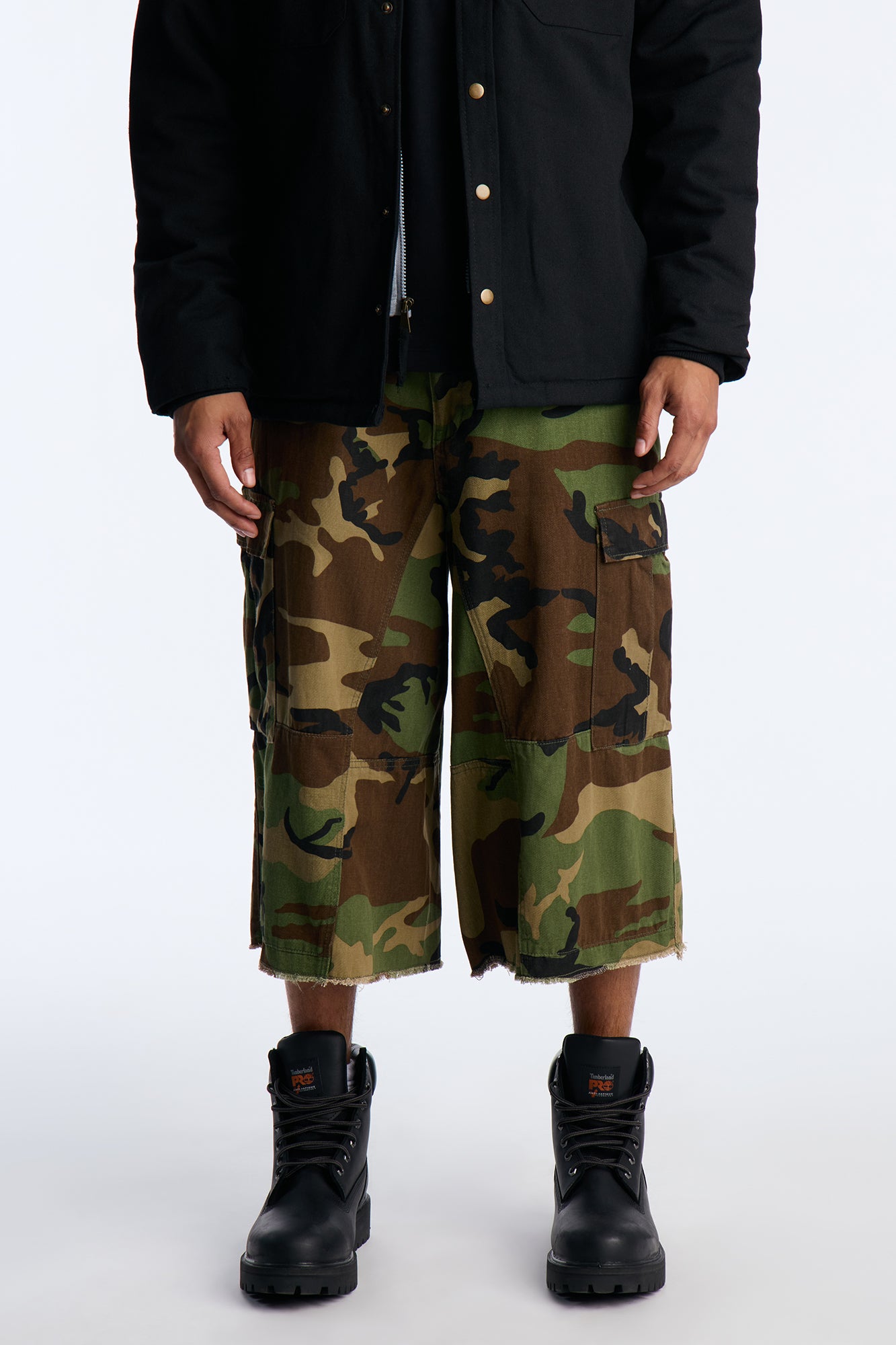 Baggy Combat Cargo Shorts - Camouflage