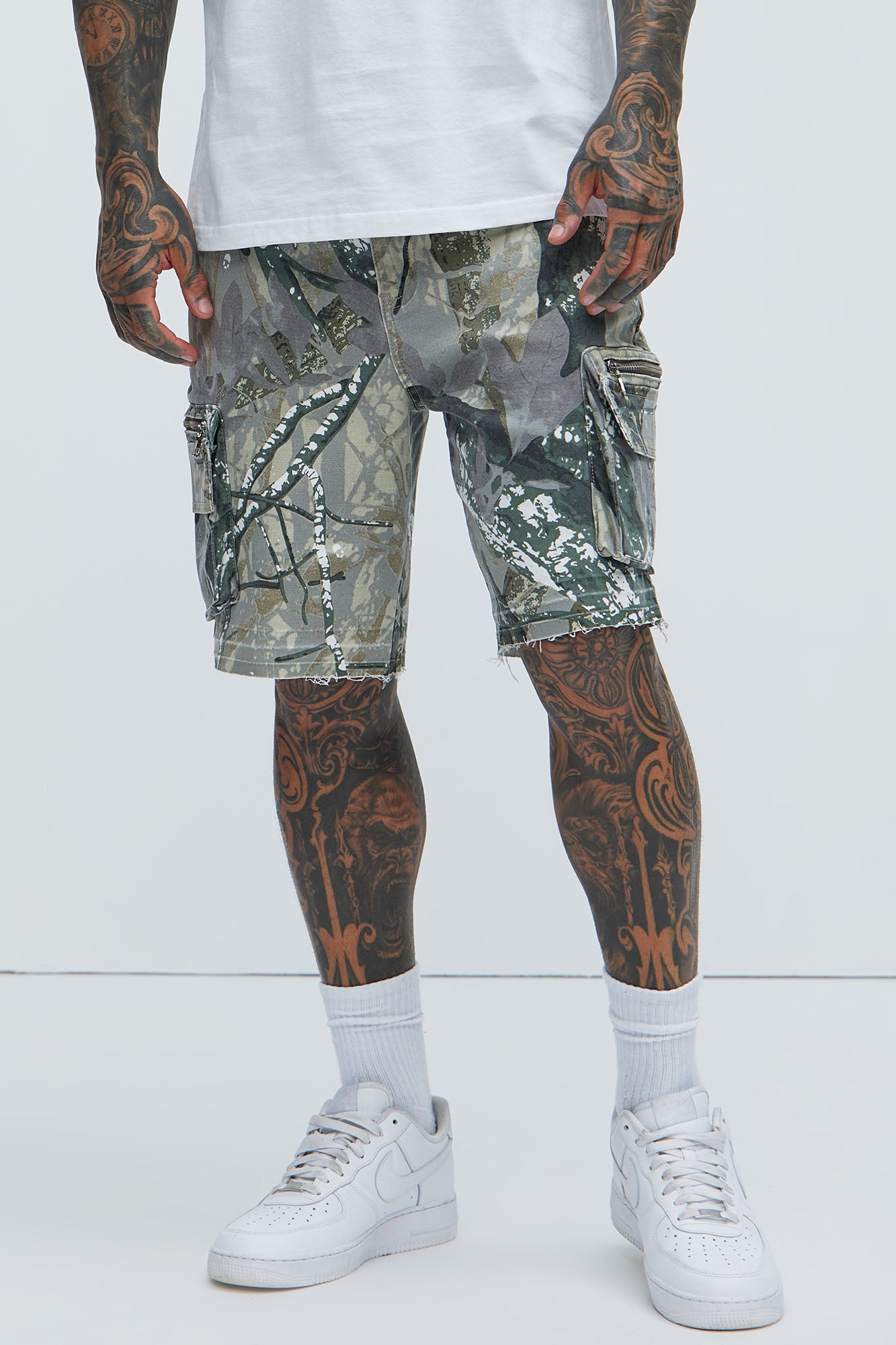 Deylen Cargo Relaxed Shorts - Camouflage