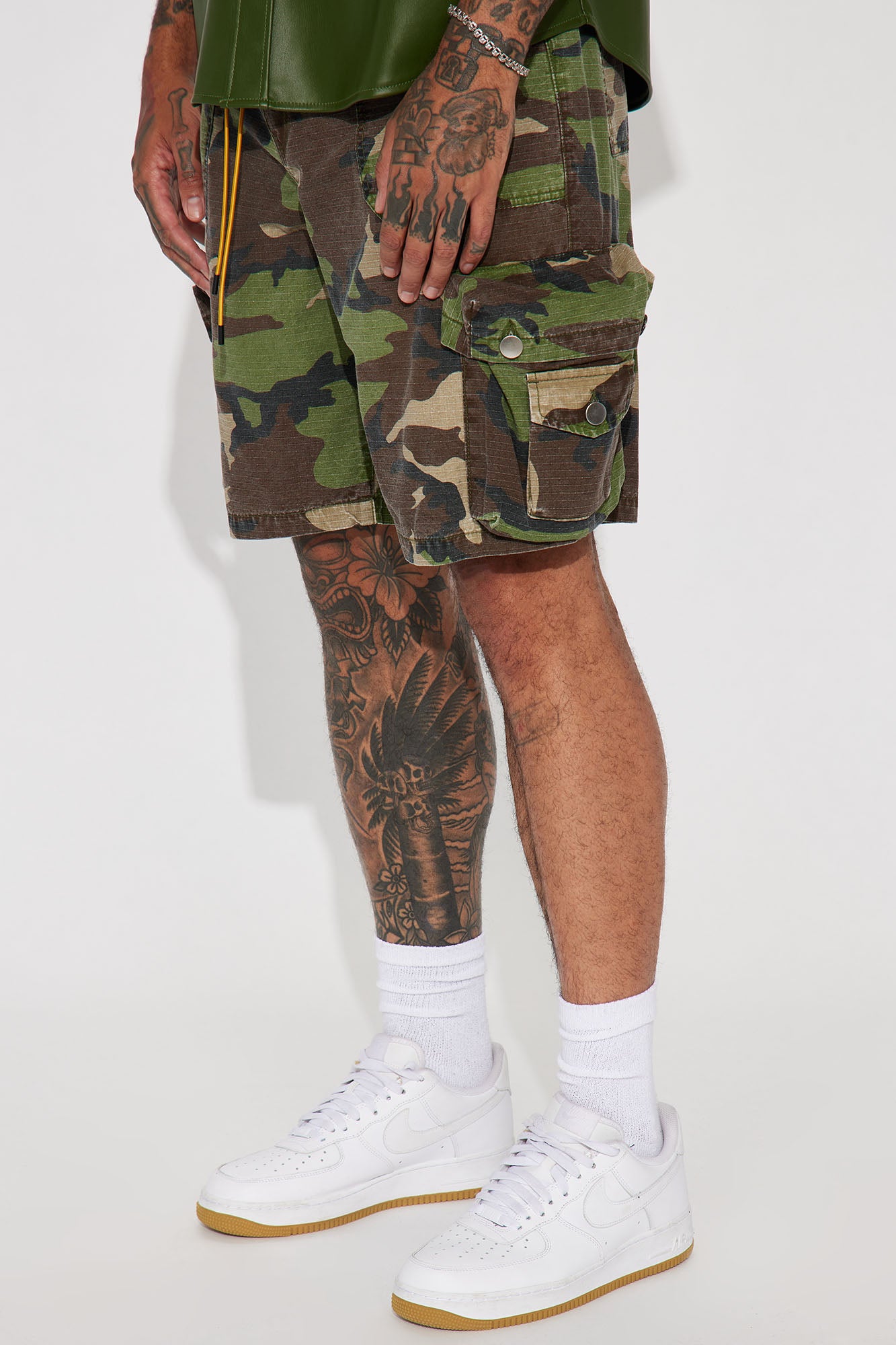 Games Calling Cargo Shorts - Camouflage