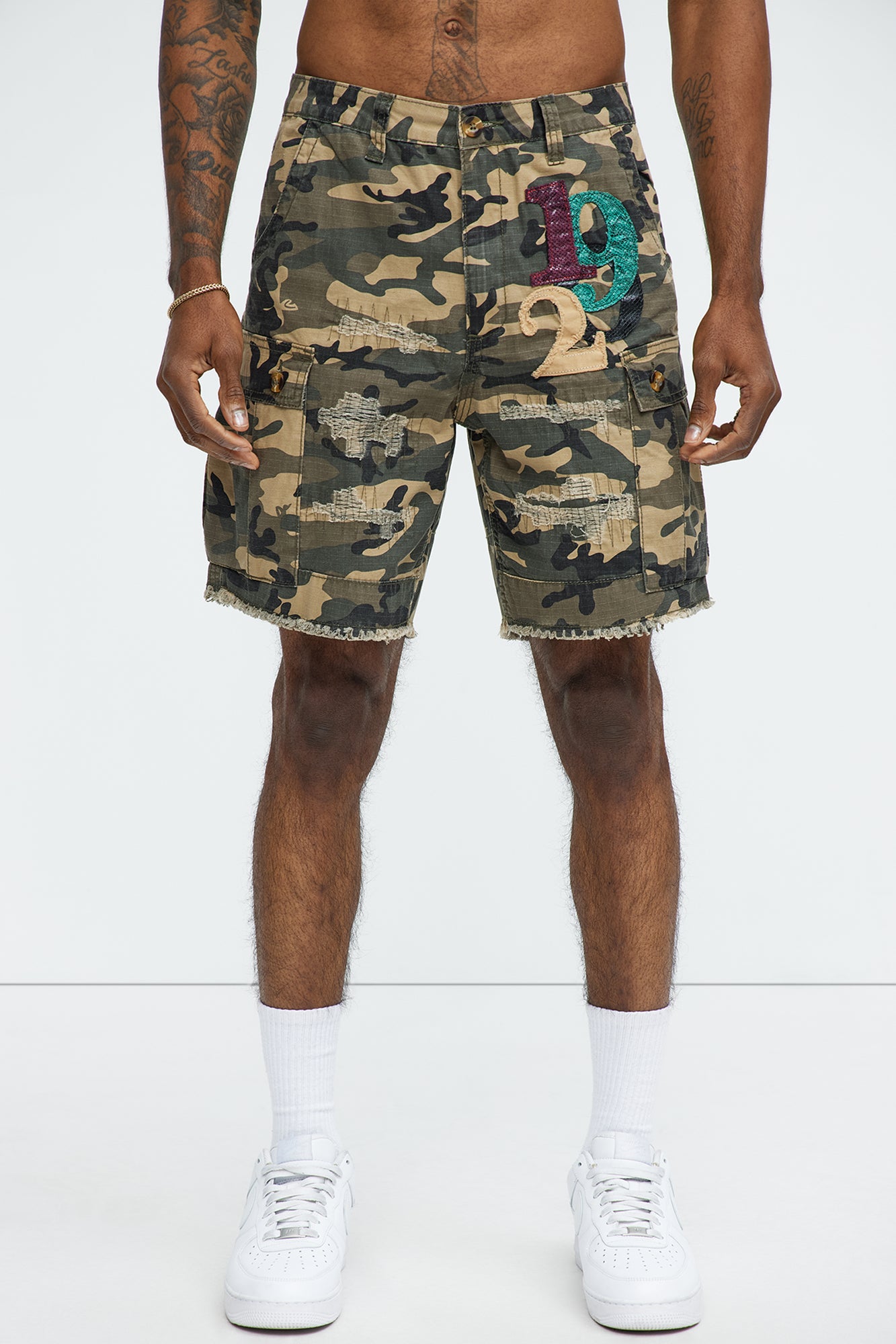 On Command Paint Splatter Camo Shorts - Brown/combo