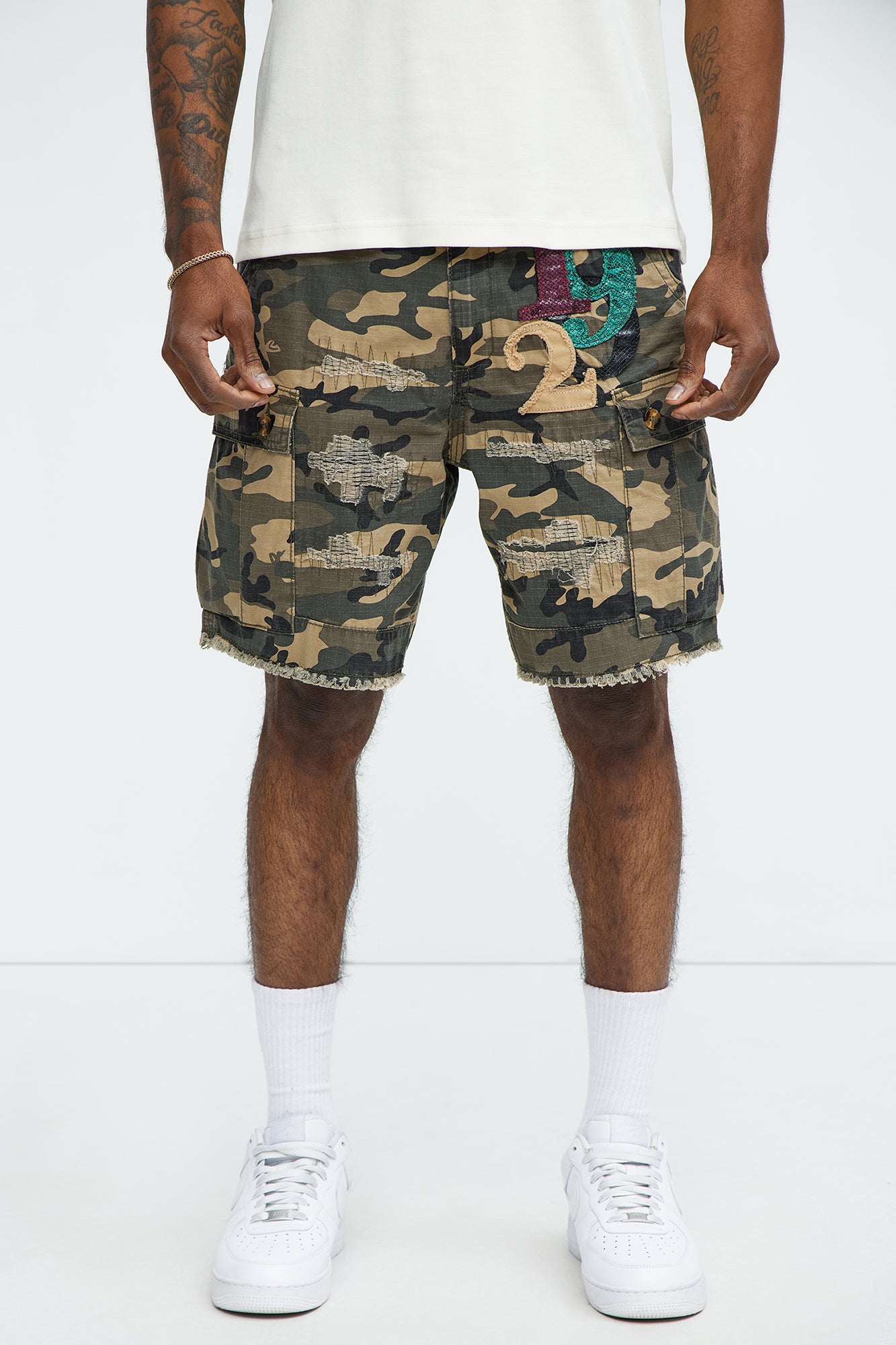 On Command Paint Splatter Camo Shorts - Brown/combo